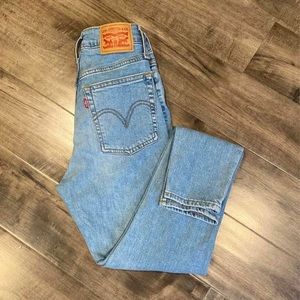 Levi's wedgie skinny jeans